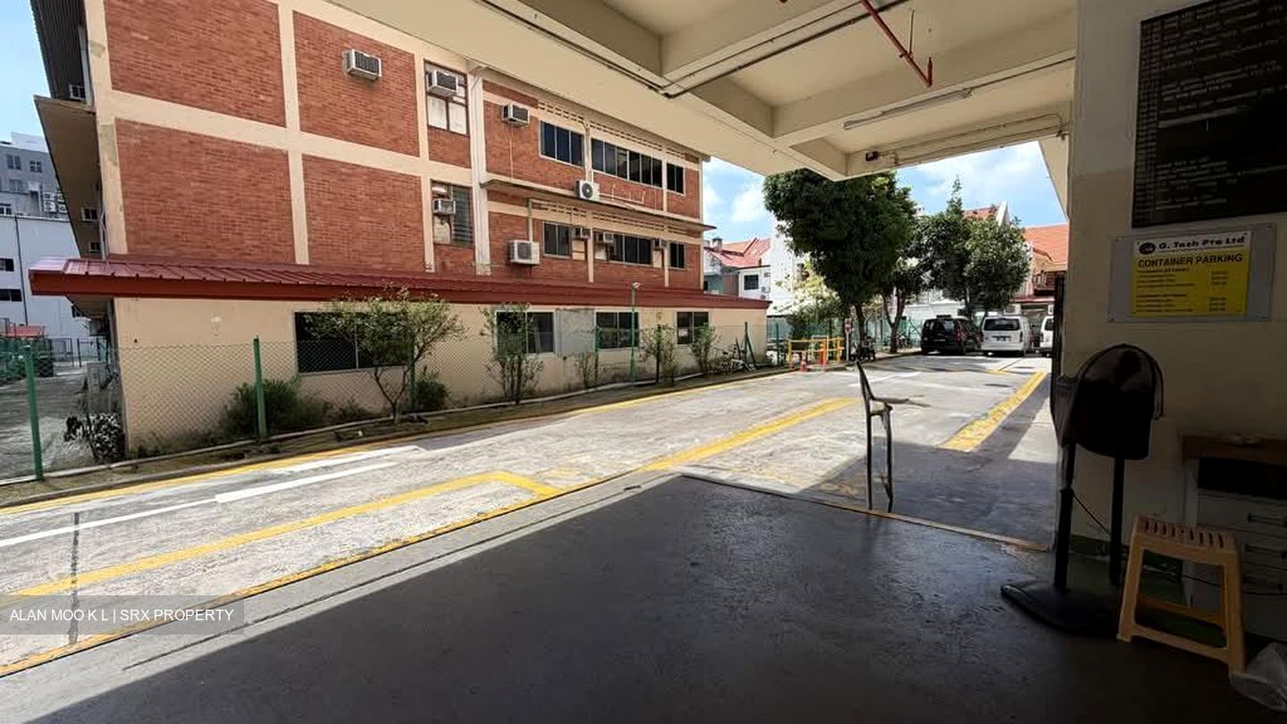 Chancerlodge Complex (D14), Factory #552461131